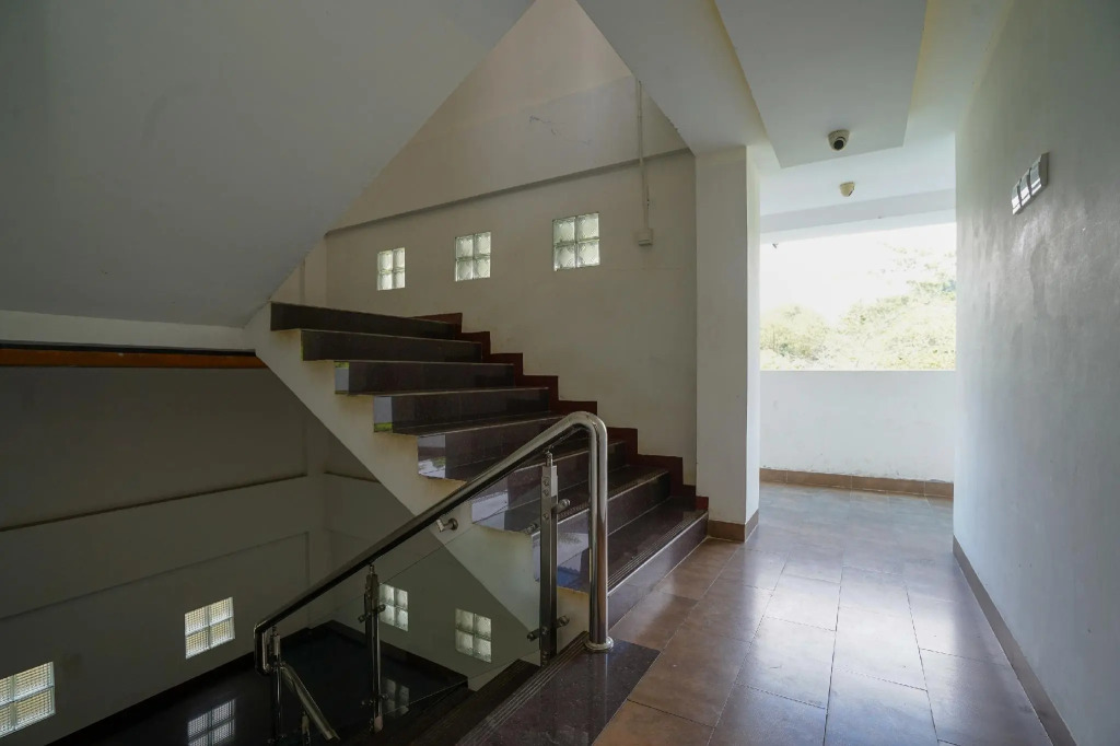OYO 1727 Hotel 929