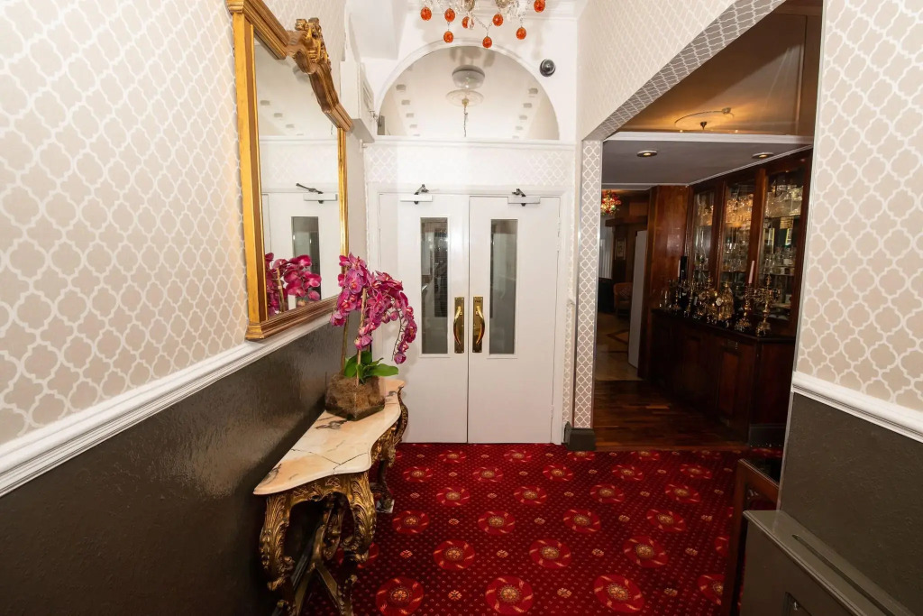 Hotel La Place