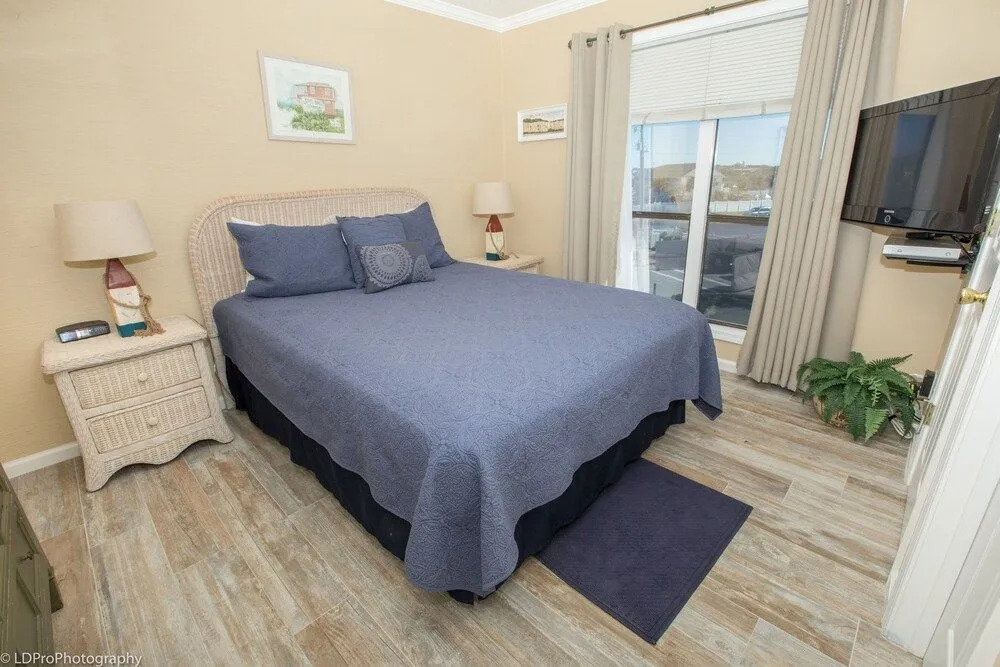 Sandpiper Cove 2138 2 Bedroom Condo by RedAwning