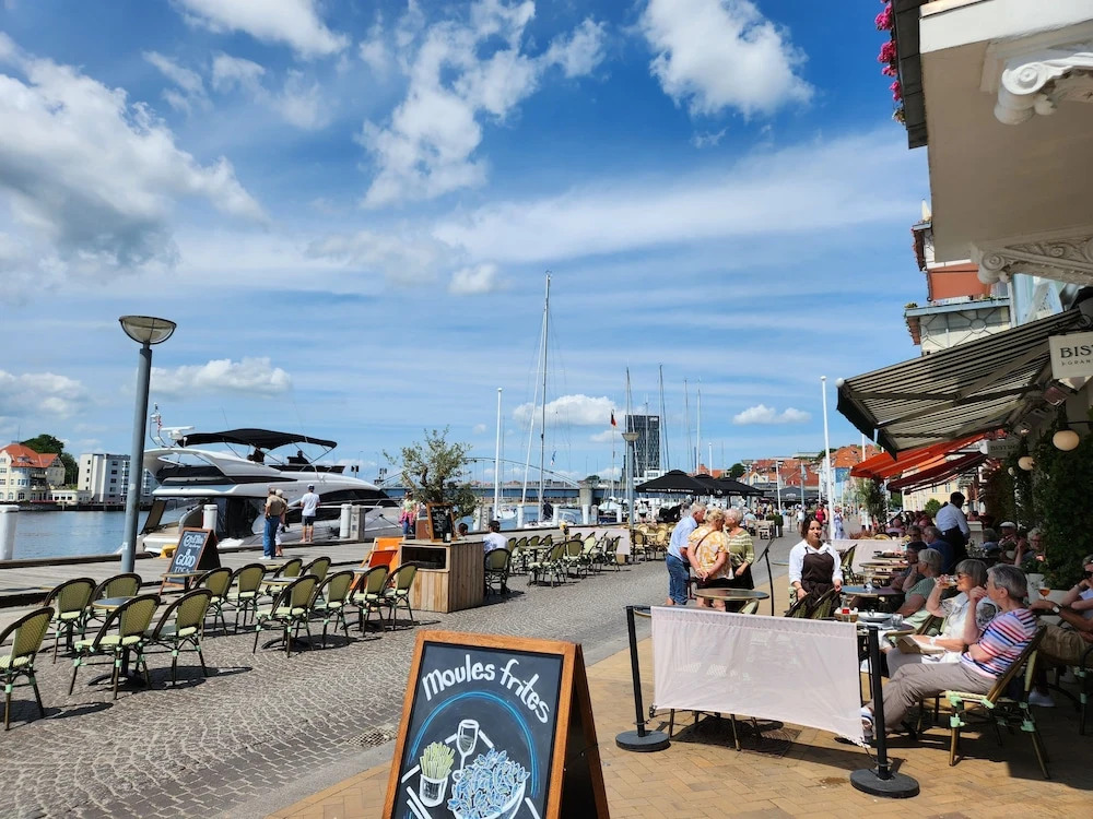 Harbour Walk