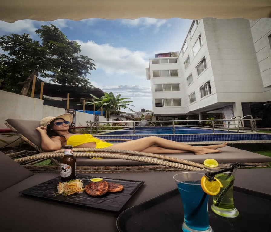 HUE GUH The Porto Candolim