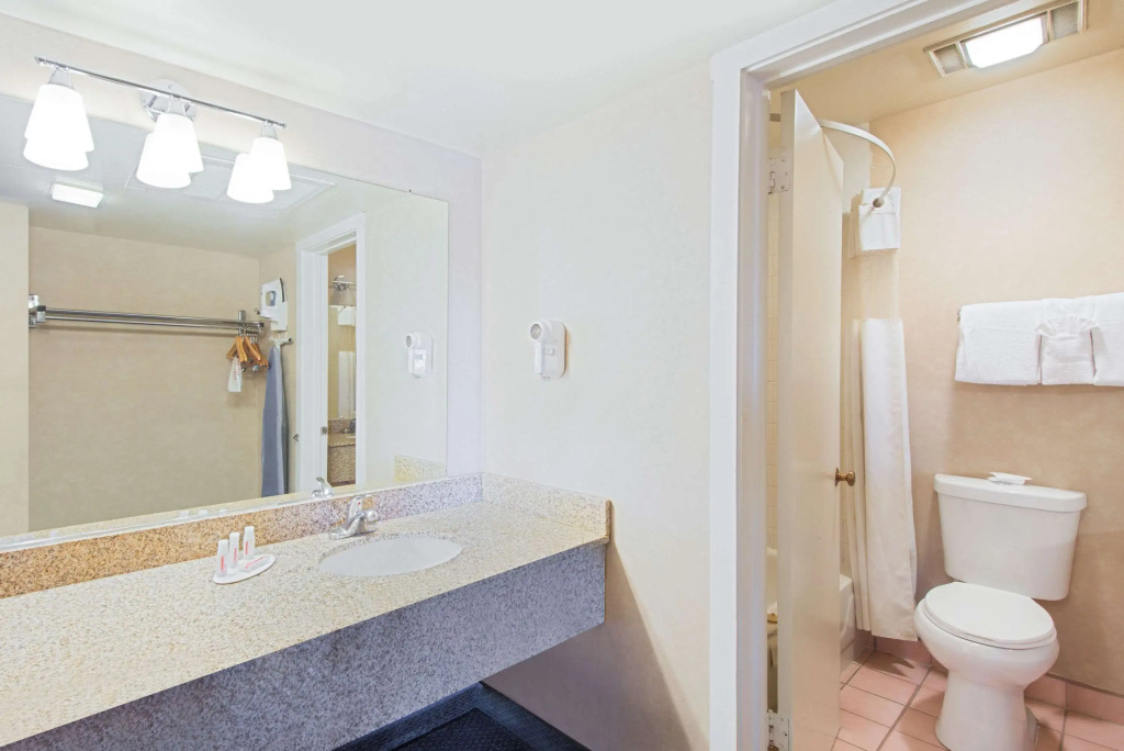 Ramada by Wyndham Flagstaff East