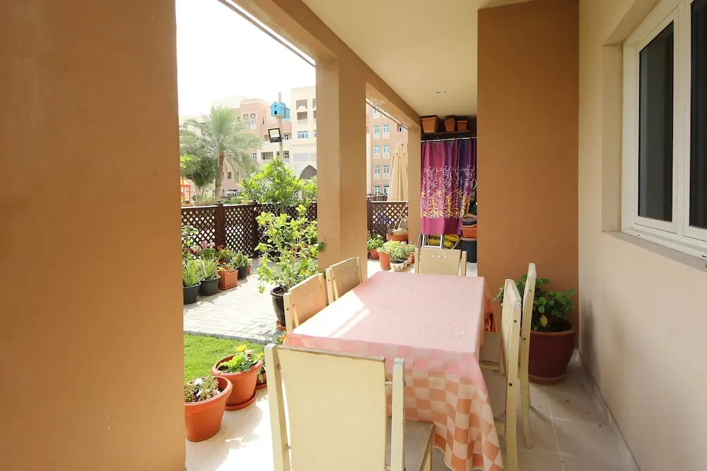 Signature Holiday Home-Masakin Al Furjan