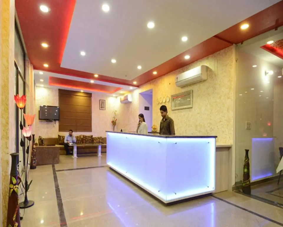 Hotel Taj Galaxy