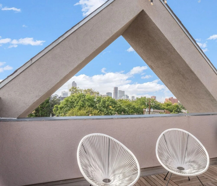 Chic City Park Home Rooftop Deck Views