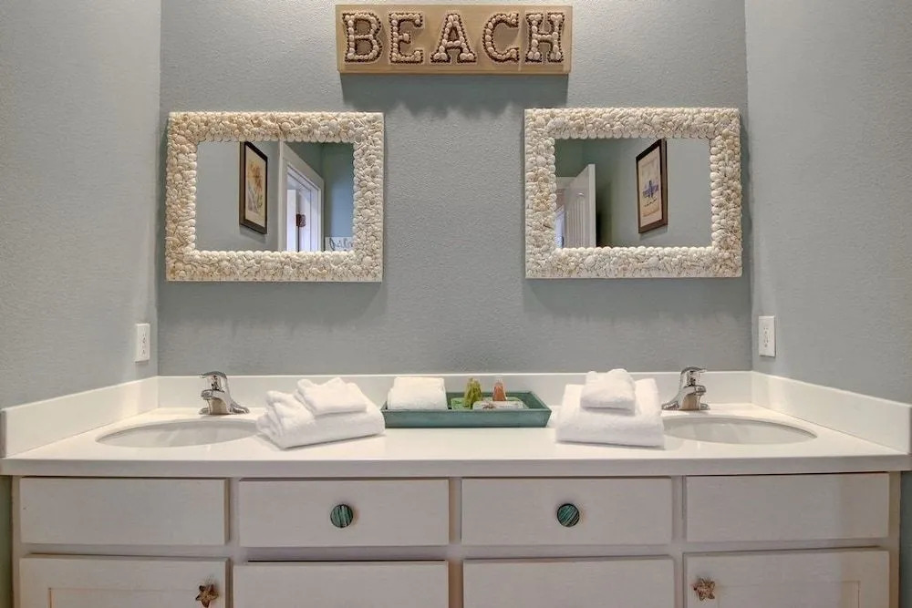 Coral Reefer Vw59 4 Bedrooms 3.5 Bathrooms Home