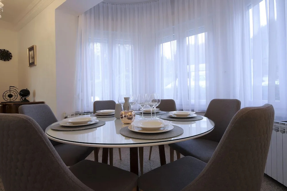 Villa Garden Apartment with Pool Opatija