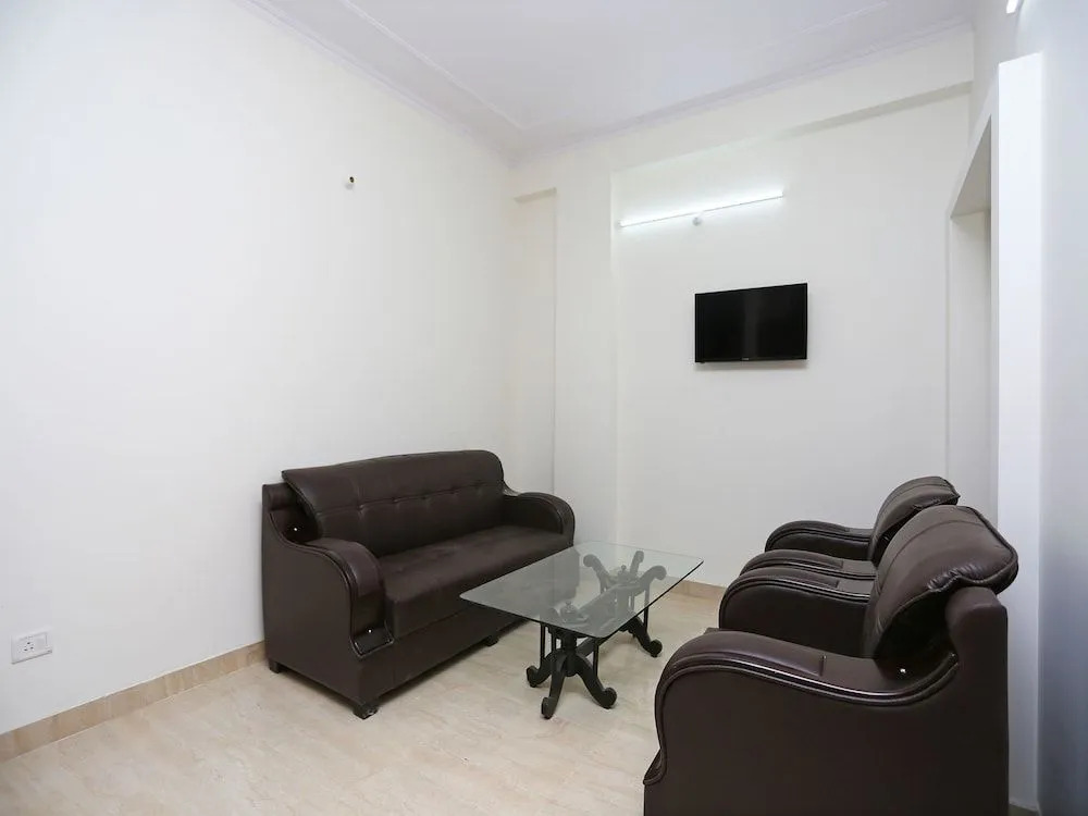 OYO 10853 Home 2BHK Bhimtal lake