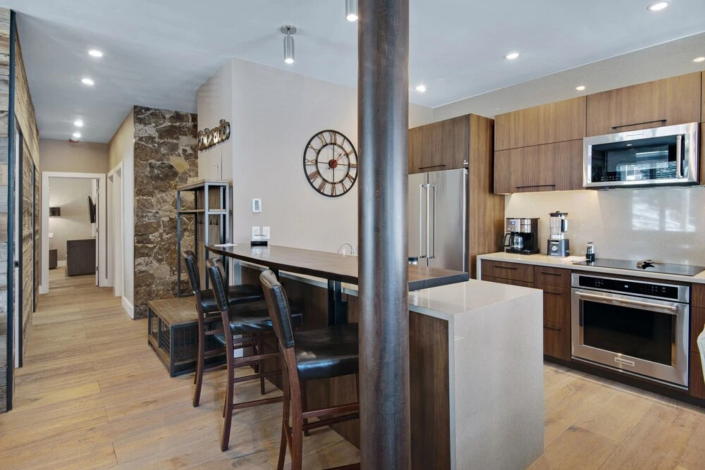 Sun Vail 14a 3 Bedroom Condo by RedAwning