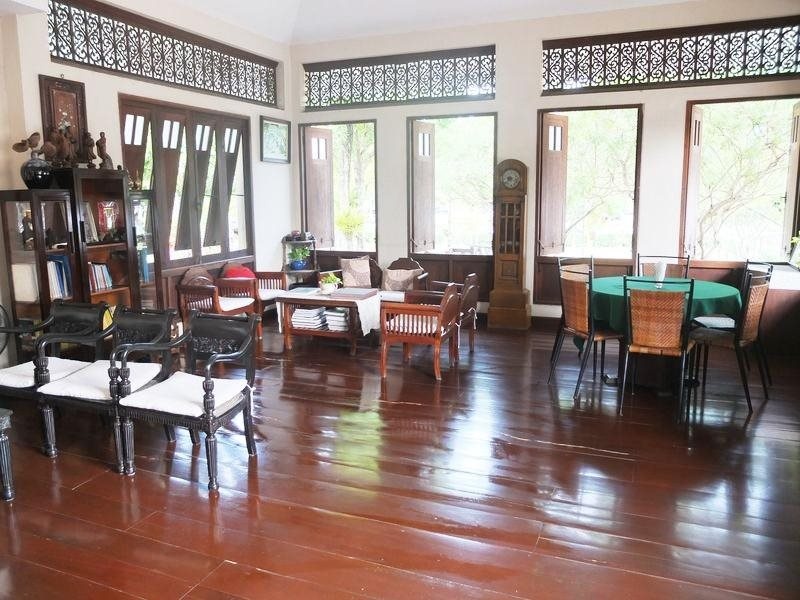 Baan Khun Poh Hotel