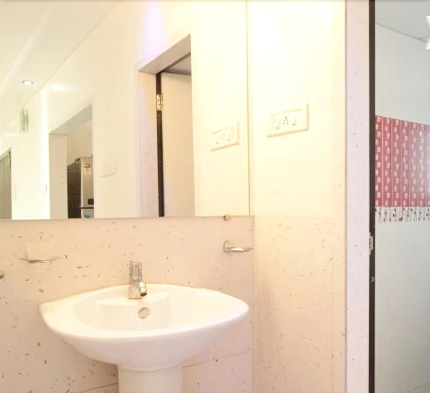 Astute Apartments - Yayati