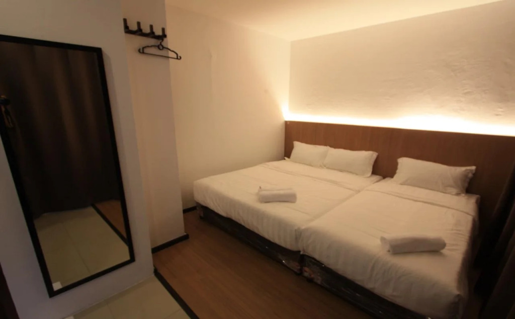 Place2Stay @ Simpang Tiga