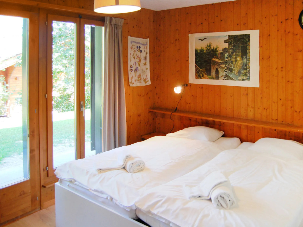 Chalet Sven Heul by Interhome