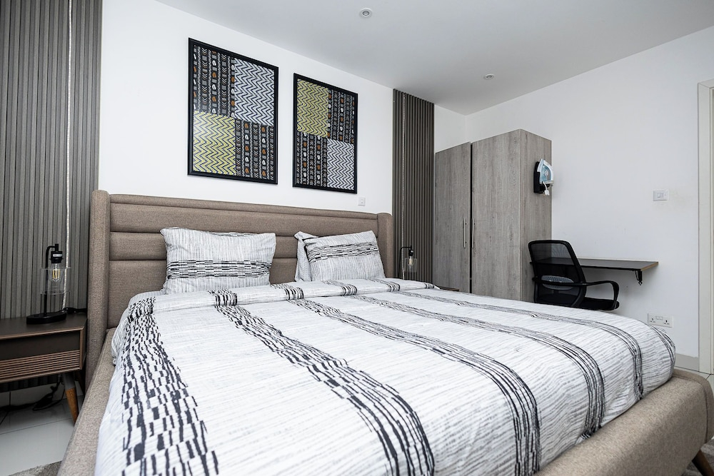 Peravi Suites at Loxwood