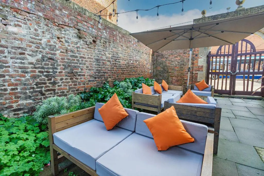 The Tudor House Hotel, Tewkesbury, Gloucestershire - The Coaching Inn Group