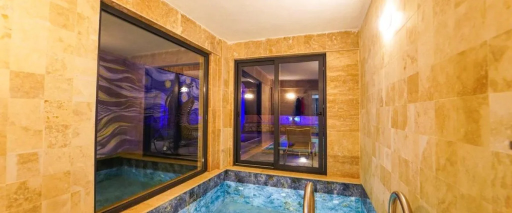 Villa Legendary 1
