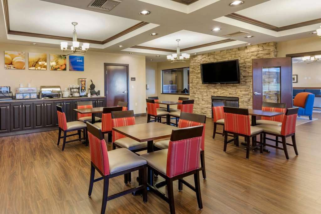 Comfort Inn & Suites Russellville I-40