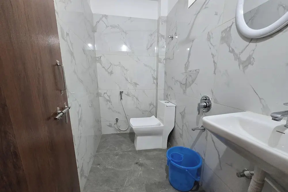 Om Sri Vigneshwara Palani Grand Hotel
