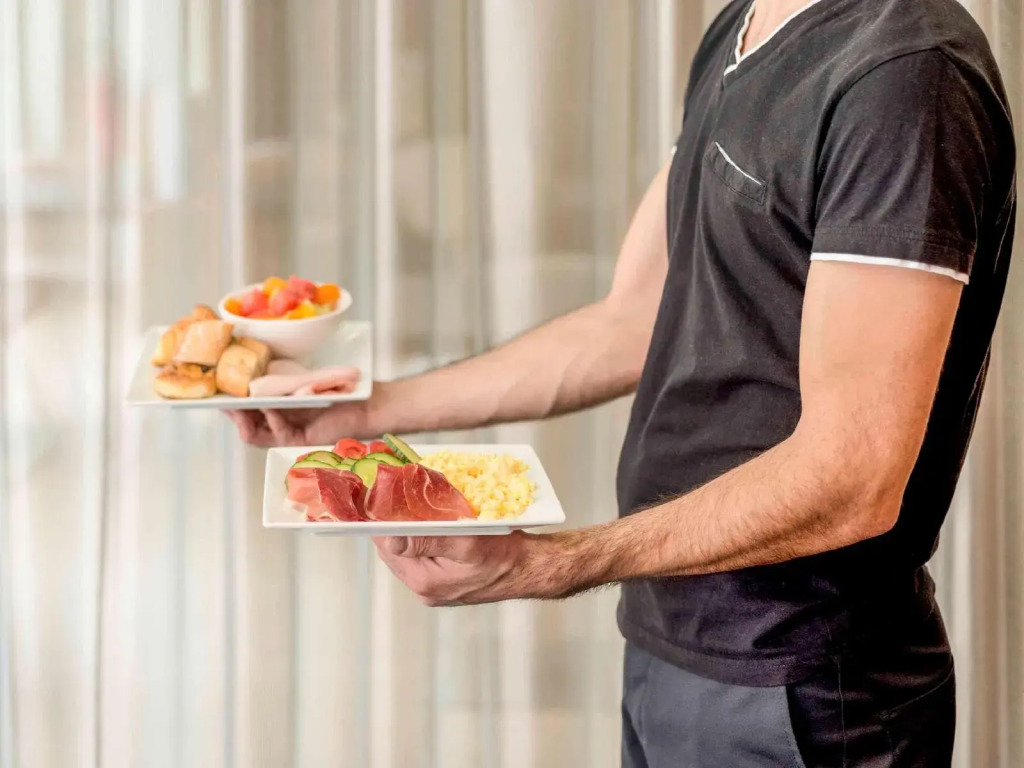 ibis Esch Belval