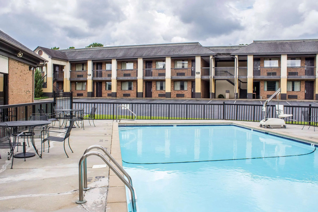 Red Roof Inn Sanford
