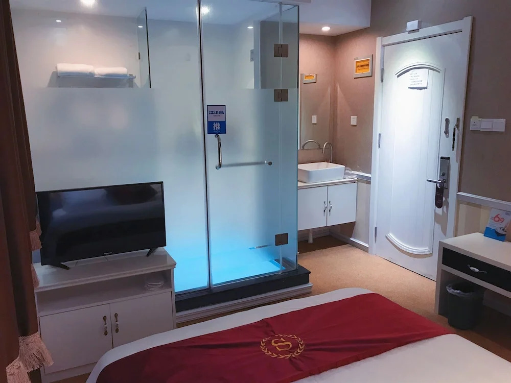 Qingdao Liyuan Boutique Hotel