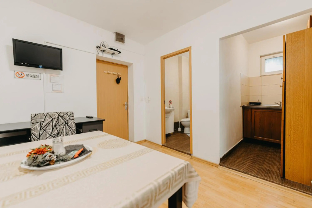 Apartament Piata Amzei 1 (17 B)