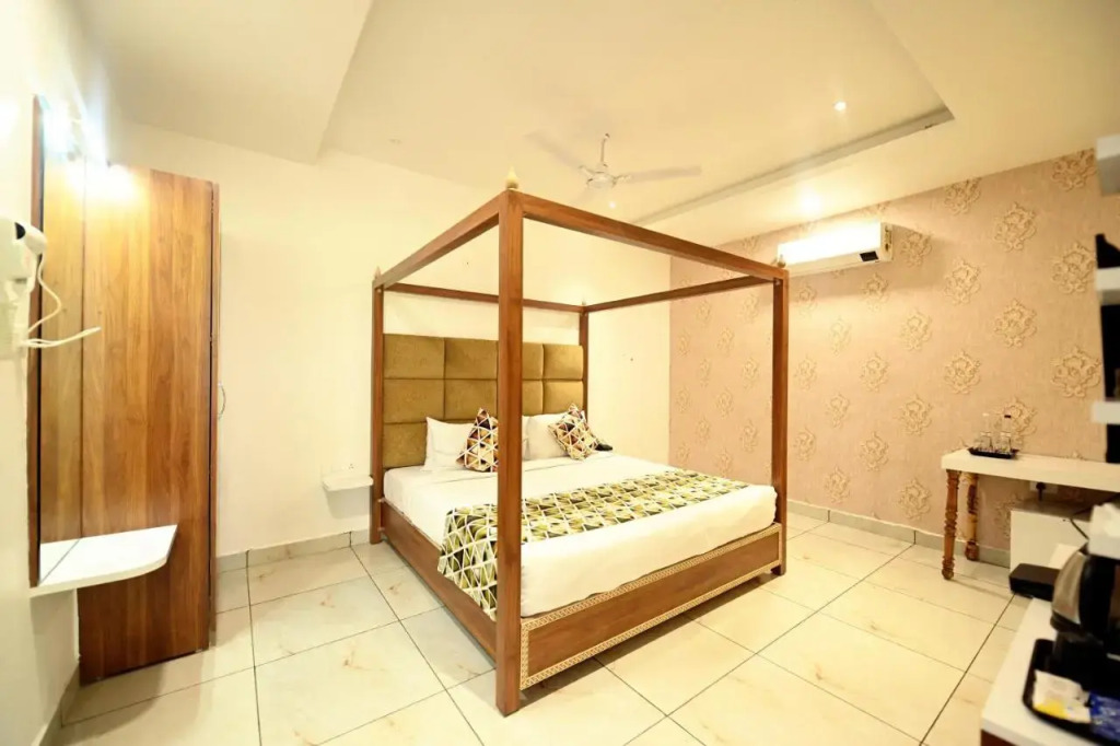 TGI Insignia Resort and Villas