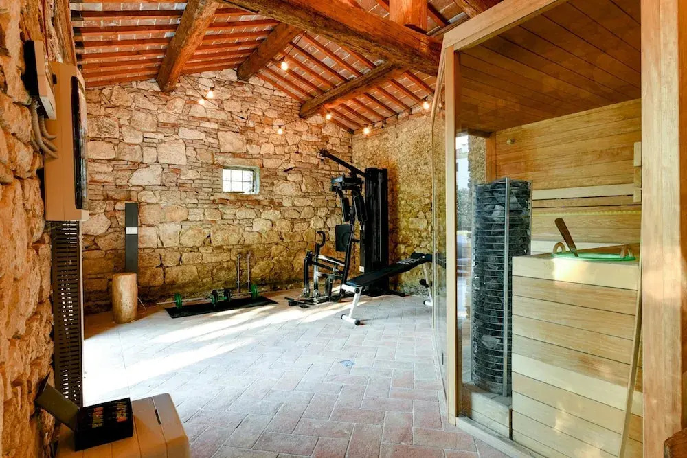 Tigli Apartment With two Bedrooms and one Bathroom on the Second Floor With 4 Metre Glass Window Apartment 6