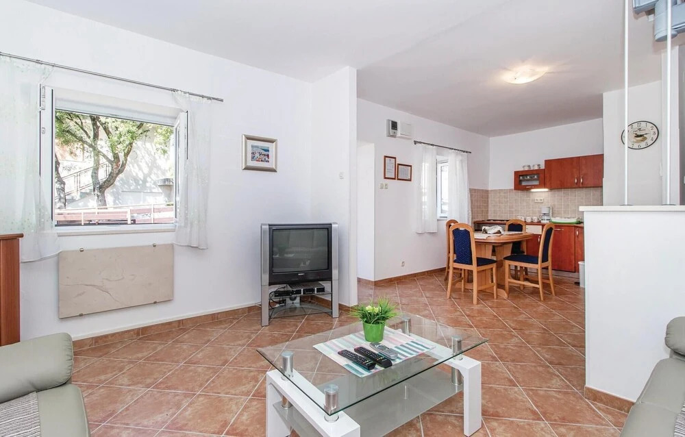 Beautiful Home In Novi Vinodolski With Wifi