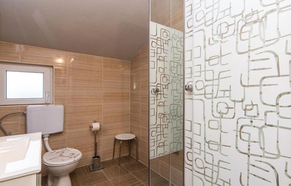 Stunning Home in Pakostane With 4 Bedrooms, Outdoor Swimming Pool and Wifi