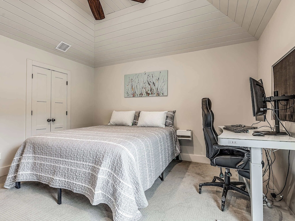 Cozy 1-bedroom Retreat in Tulsa