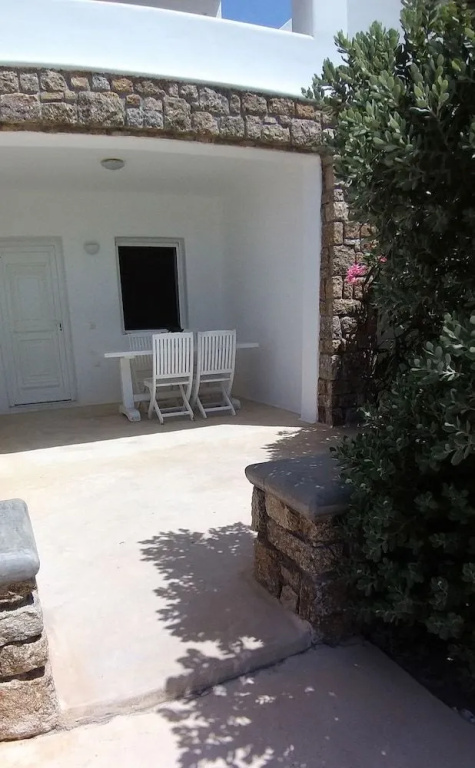 Lofos Apartments