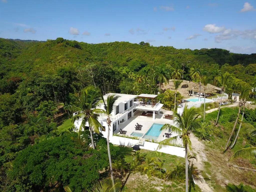 Magnificent new Modern Villa With sea View 5 Bedrooms