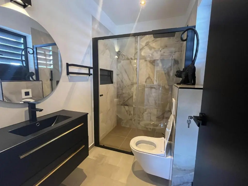 Luxury Studio With Private Jacuzzi Near Beaches
