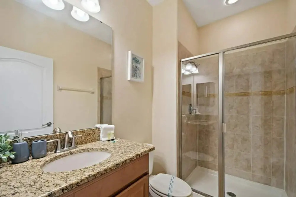 8937 Perfect for Your Vacation Close Disney