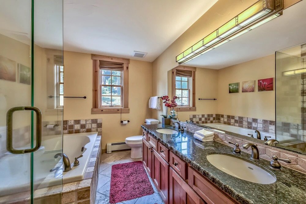 Luxury Three Bedroom Mountain Escape at Kirkwood Townhouse by RedAwning