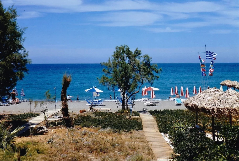 Leonidas Rooms