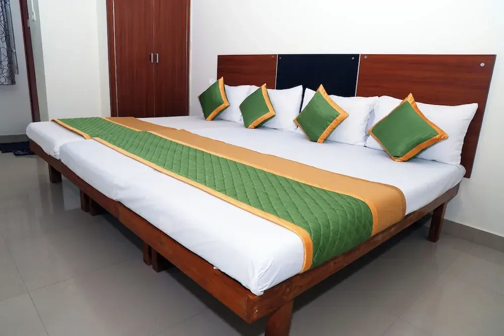 ROYAL GREEN AIRPORT TRANSIT ACCOMMODATION