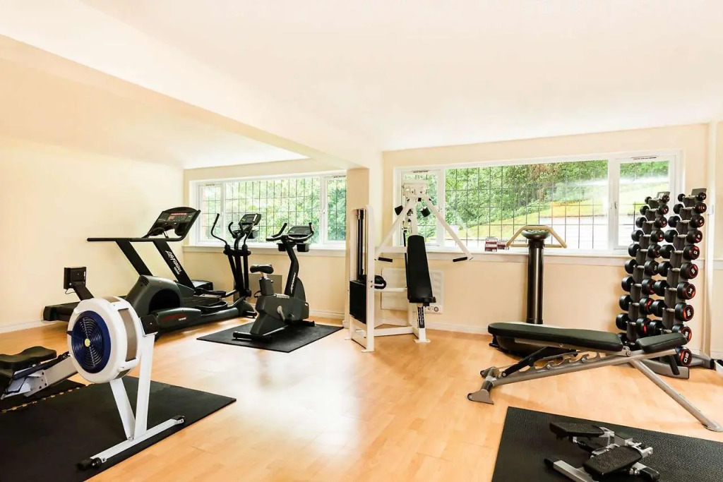 Southcrest Manor Hotel, Best Western Signature Collection