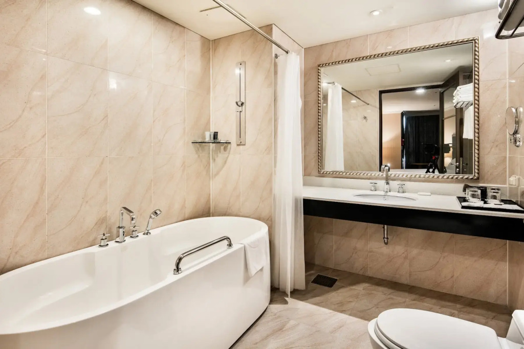 Ramada Hotel and Suites Seoul Central