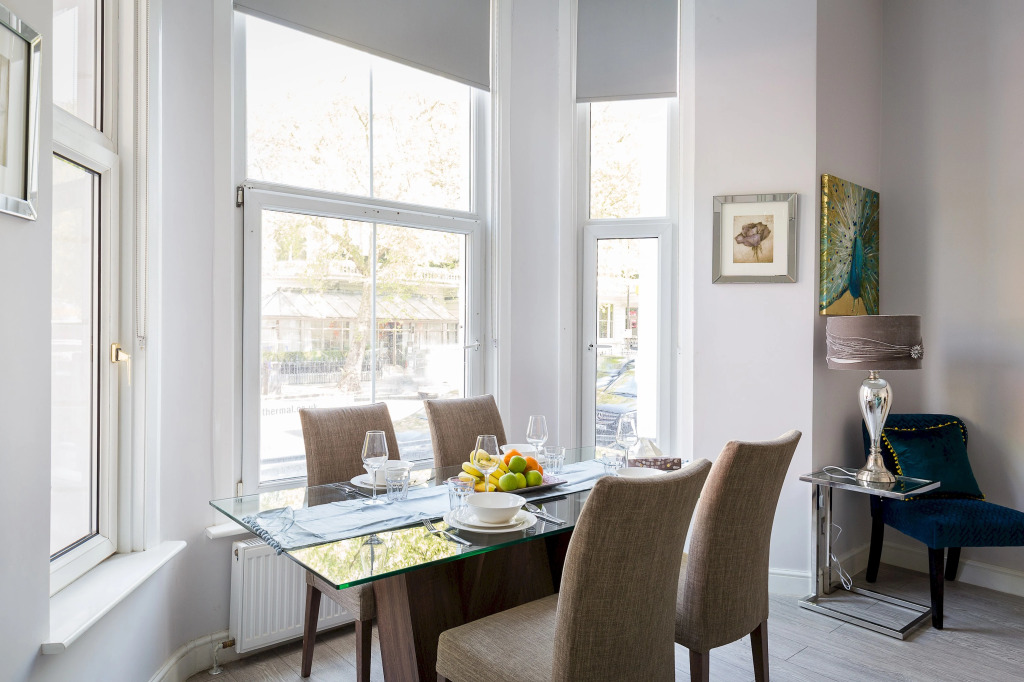 Cromwell Road 2-bed 2-bath Brand new Flat