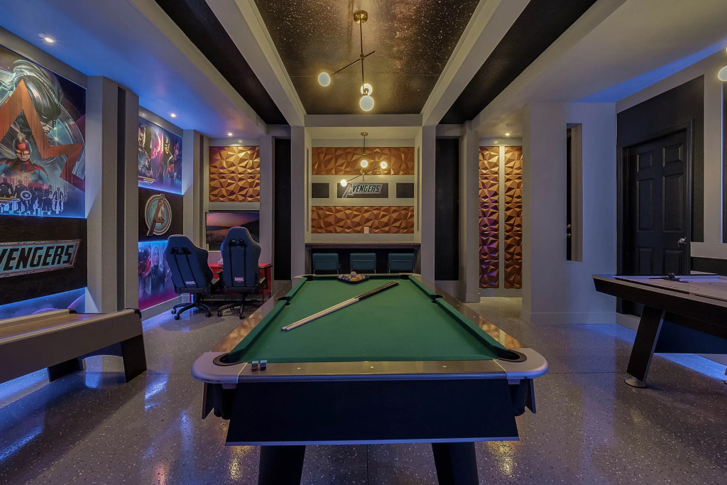 9 Bedrooms 6 Bathrooms Solara 9028 Fk