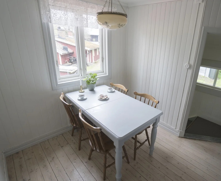Anfasteröd Gårdsvik - Tälten
