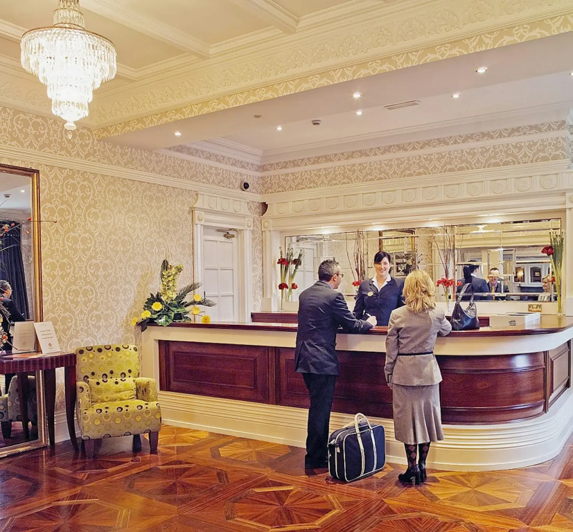 Bunratty Castle Hotel & Leisure Club, BW Premier Collection