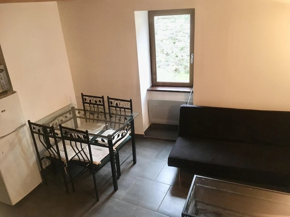 House With 2 Bedrooms in Octon, With Wifi