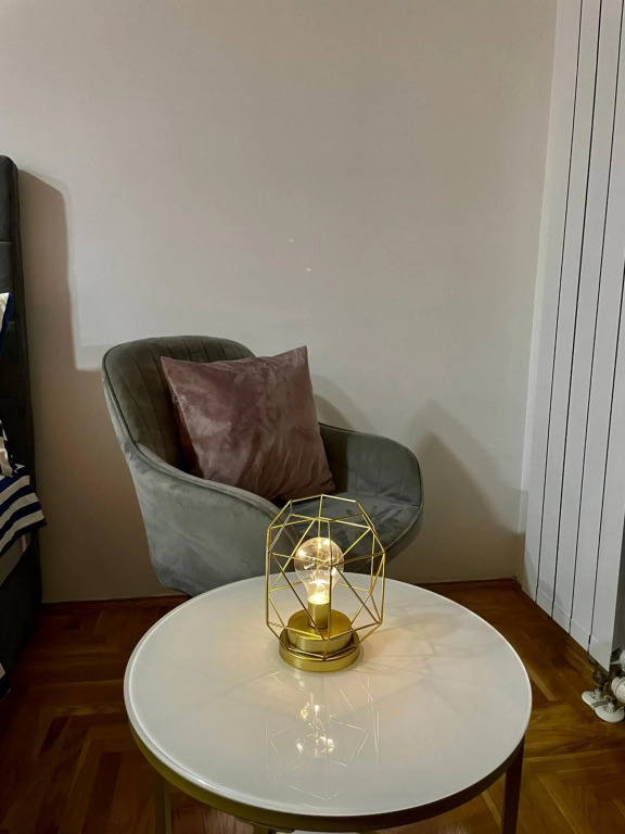 Farola Apartment