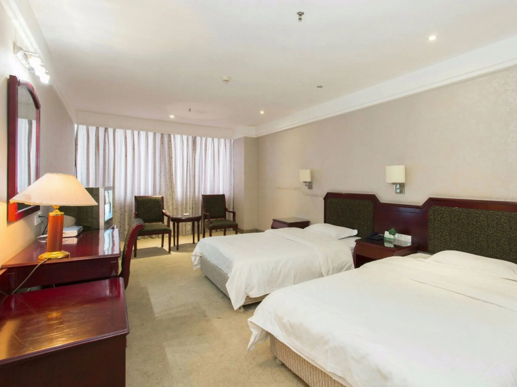 Kaiserdom Hotel China Plaza