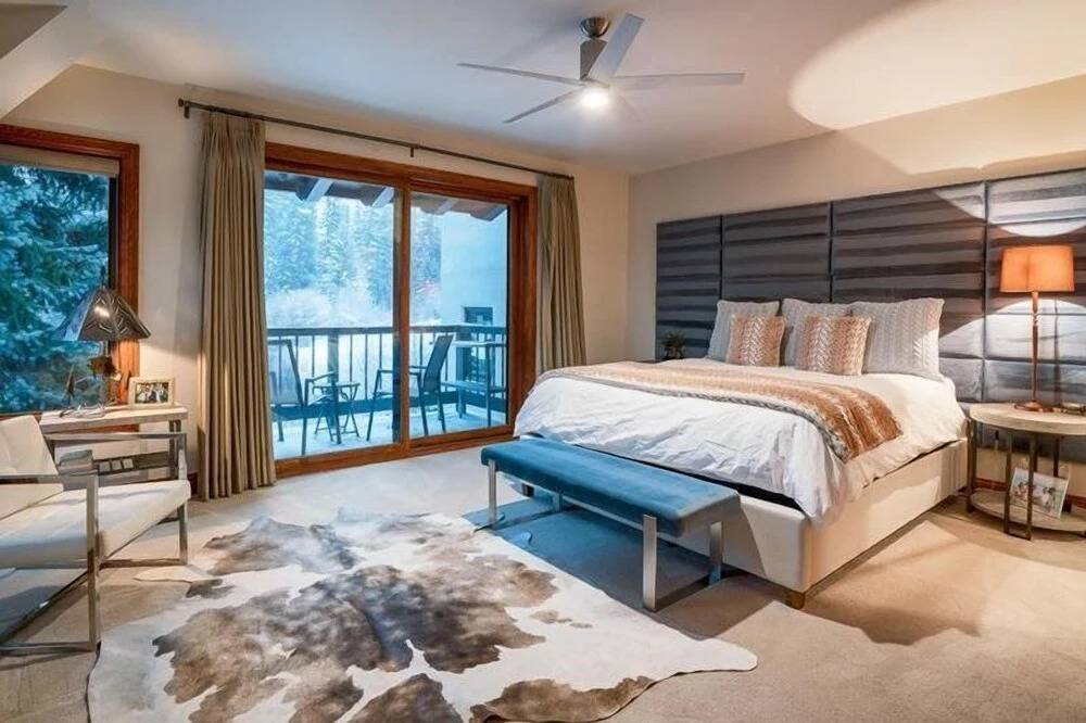 Contemporary 3 Bedroom Ski In, Ski Out Condo in the Heart of Beaver Creek Village