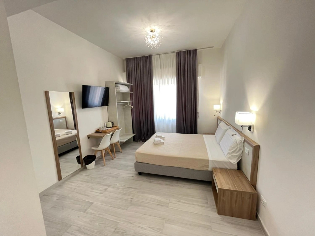 Hotel Ester