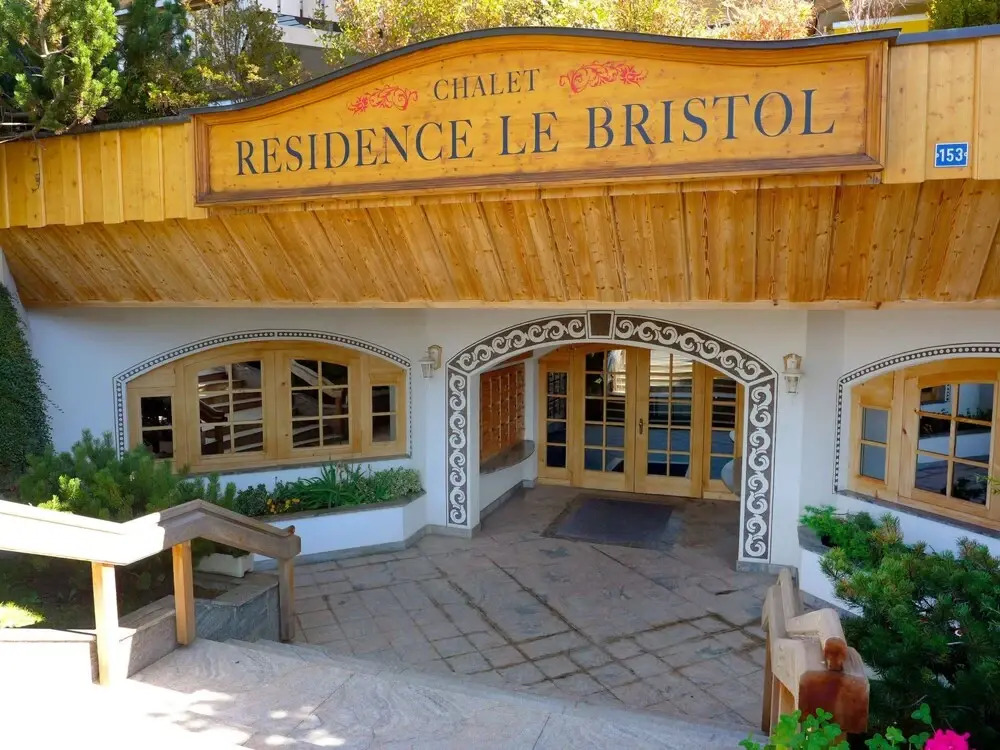 Apartment Résidence Le Bristol 14 by Interhome